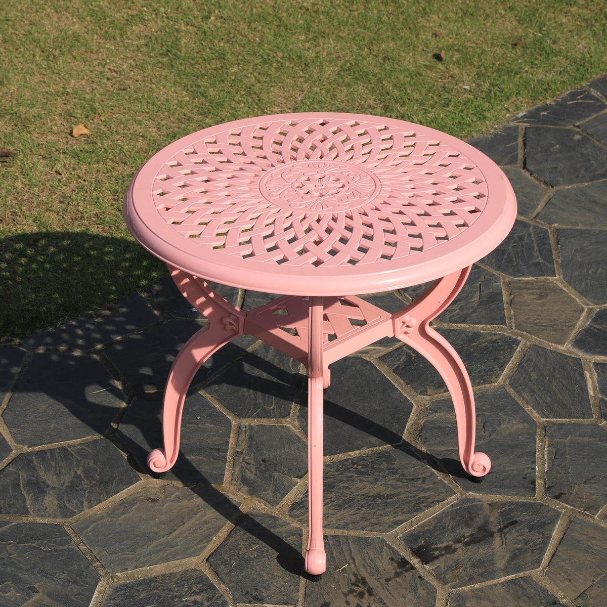 WILOUNGE lightweight cast aluminum design is easy to move on different floors.