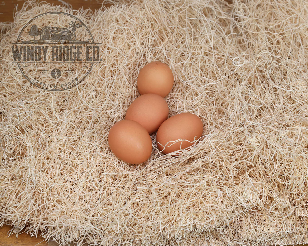 Windy Ridge Co. nesting pad supports hatchlings in brood setups for better spacing.