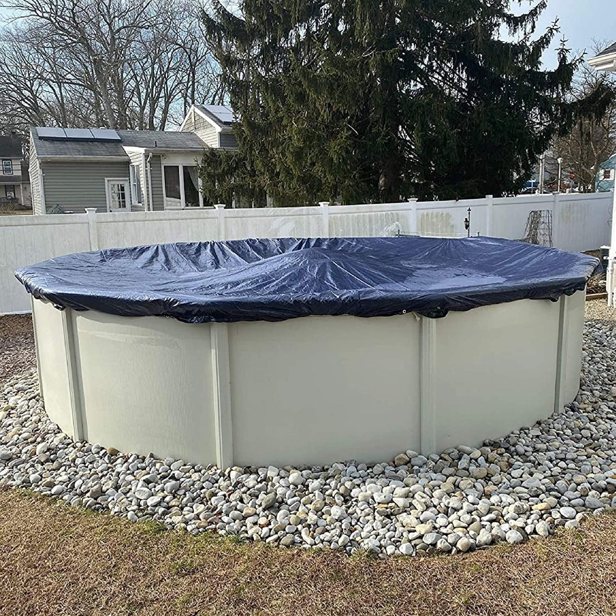 Debris-blocking design of Winter Block keeps pool cleaner in winter