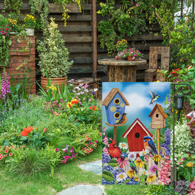 Wodison burlap-garden-flag texture adds rustic charm to yard decor