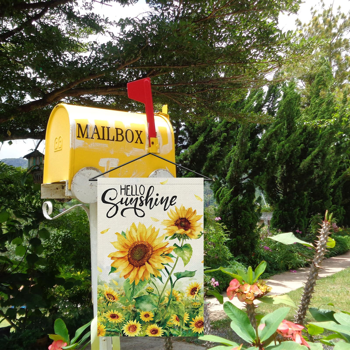 Wodison outdoor yard flag showcases floral sunflowers for seasonal charm
