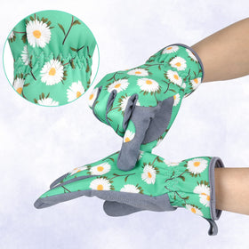 WOHEER ergonomic design enables flexible movements while weeding and pruning.