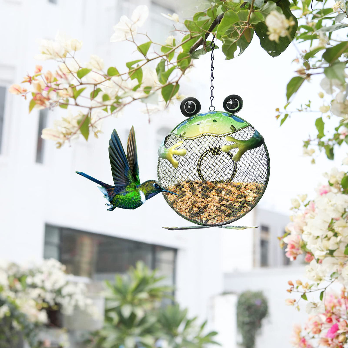 Wonder Garden easy-hang hook makes placement simple on branches or beams