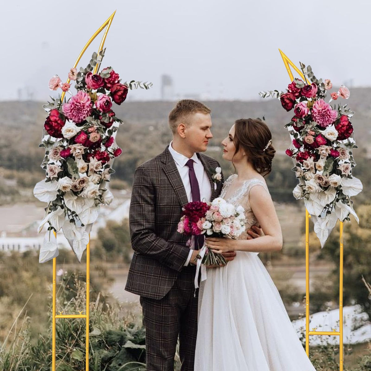 WORFEI photo backdrop arch creates a stylish ceremony or party focus.