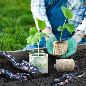 WORKPRO pruning shears with safety lock for secure handling