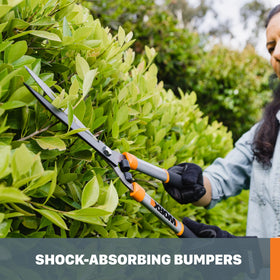 WORX WG062 ergonomic comfort-grip handle enables steady, comfortable pruning sessions