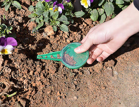 Wowoda seedling dibber and widger easing transplanting into soil