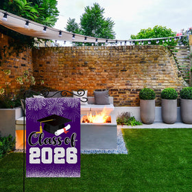 WPCTYQ Purple Class of 2026 flag near mailbox enhances curbside decor.