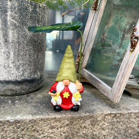 WSHMZYHOME 6.5-inch gnome decor fits small spaces