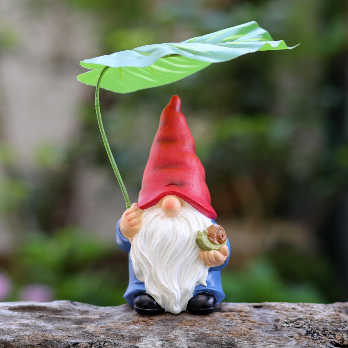 WSHMZYHOME white-beard gnome brings classic yard charm.