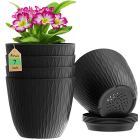 WSMKSZ 7-inch planter with ripple texture in black for indoors.