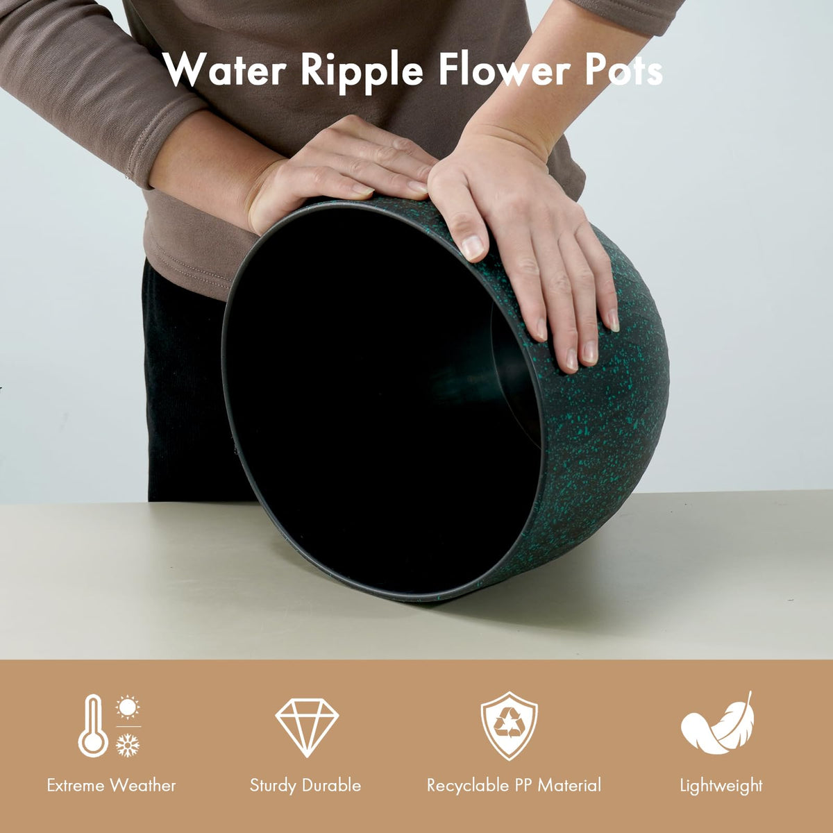 WSMKSZ planter includes a tray to prevent overflow and mess.