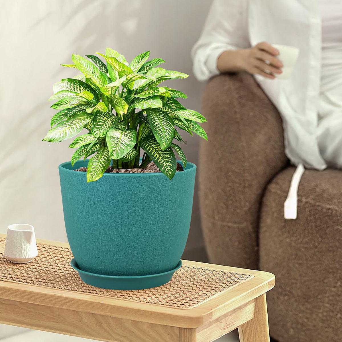 WSMKSZ 10-inch blue-green planter ideal for balcony or desk display