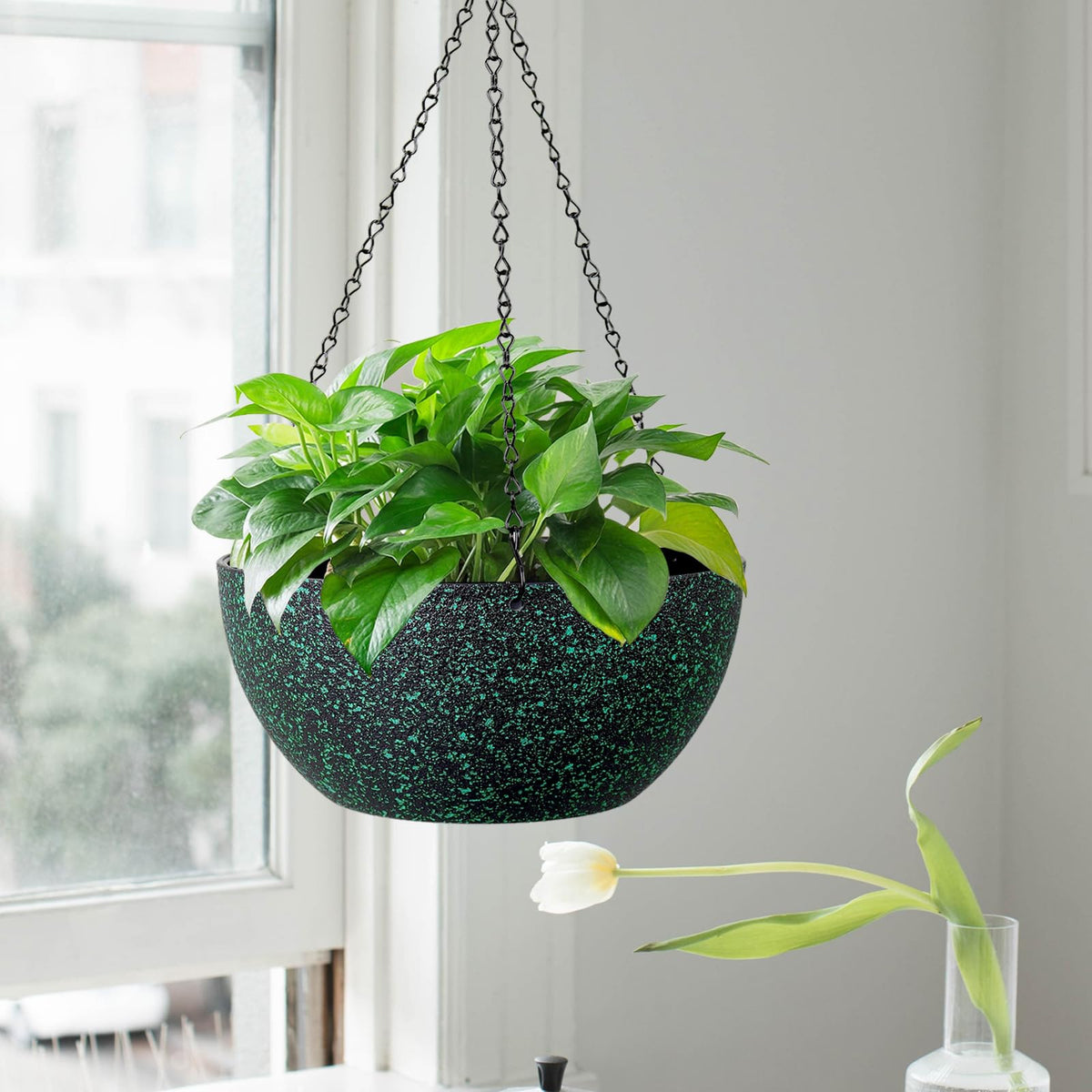 WSMKSZ lightweight plastic planter with adjustable hanger