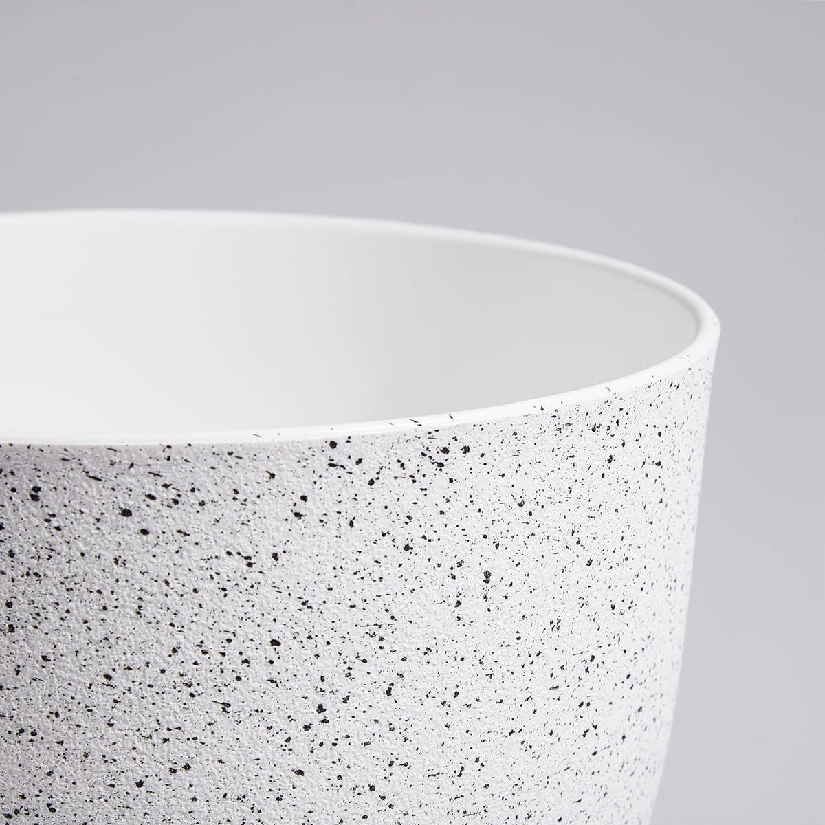 WSMKSZ matte finish round plant pot for modern spaces.