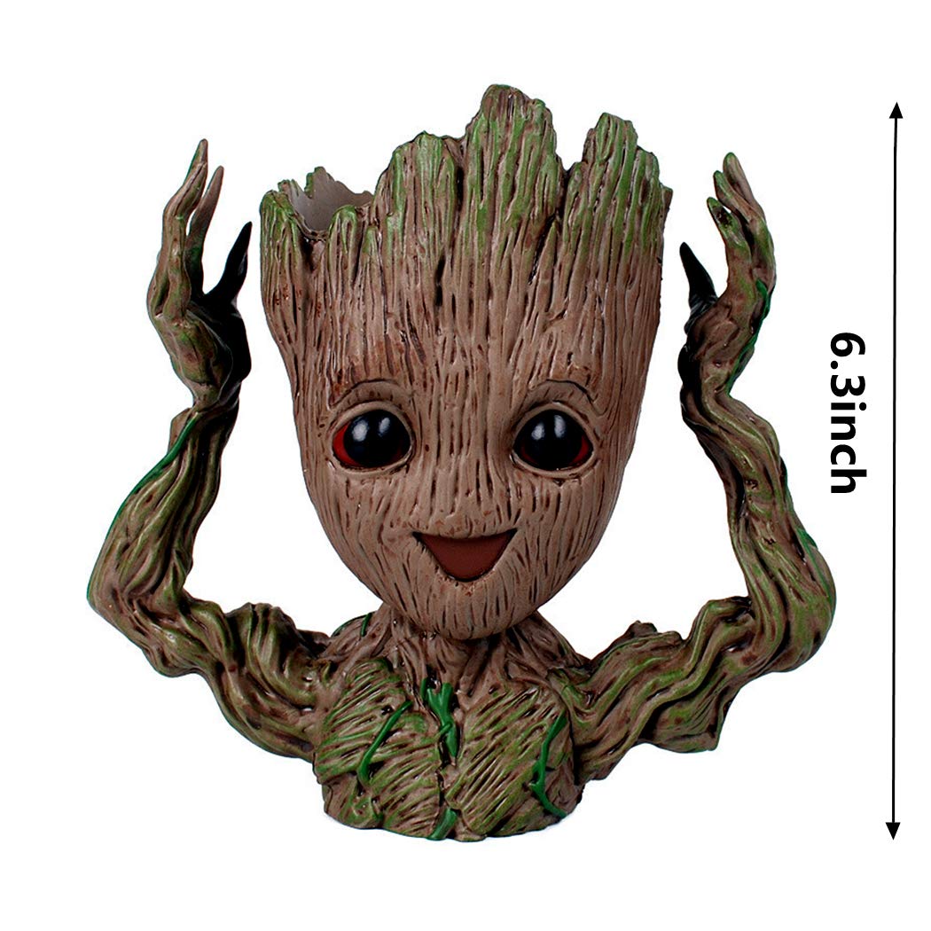 WT WINGTENG Groot planter-garden-decor adds a friendly focal point for patios and gardens.