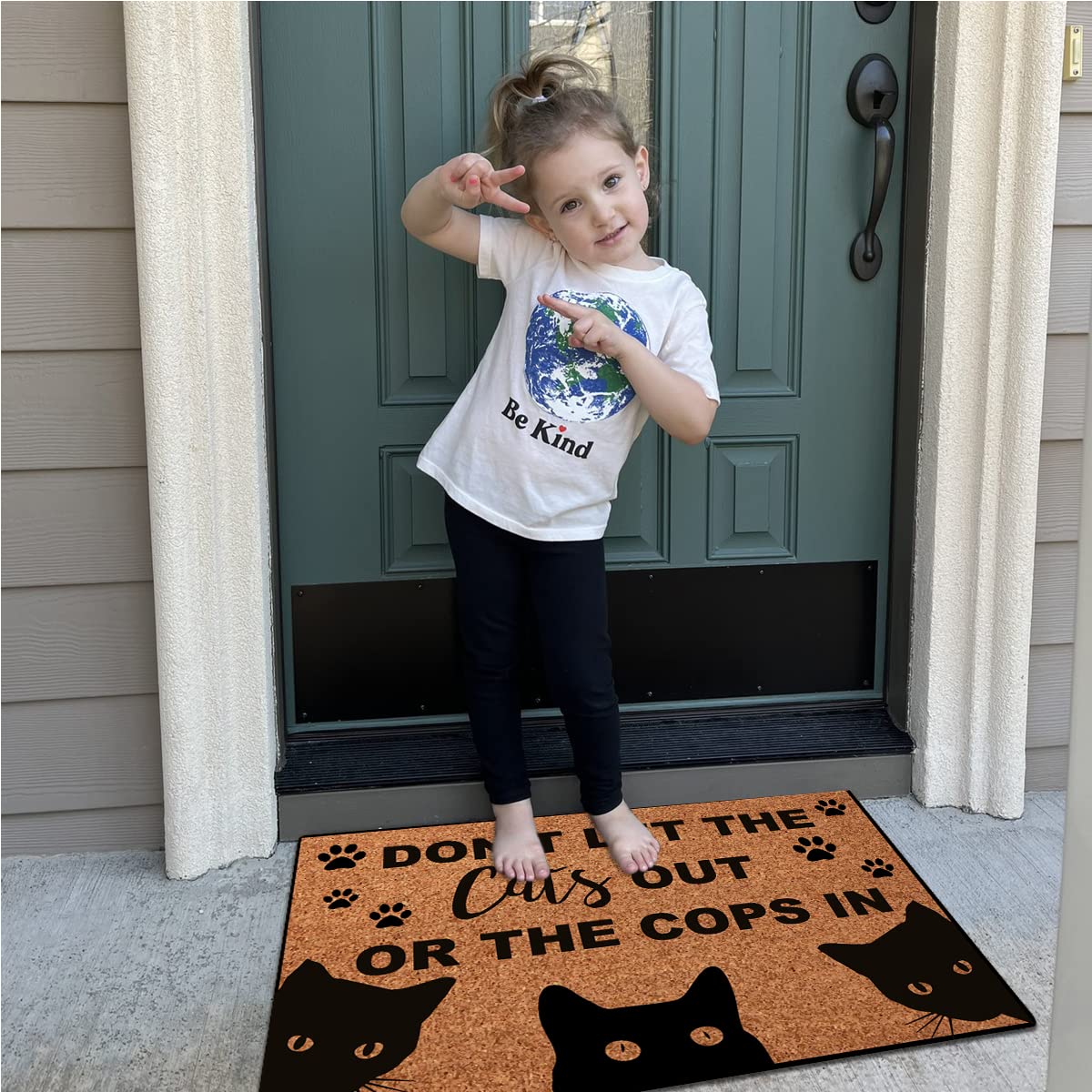 Wulidrom indoor entrance mat traps dirt and keeps living spaces tidy.