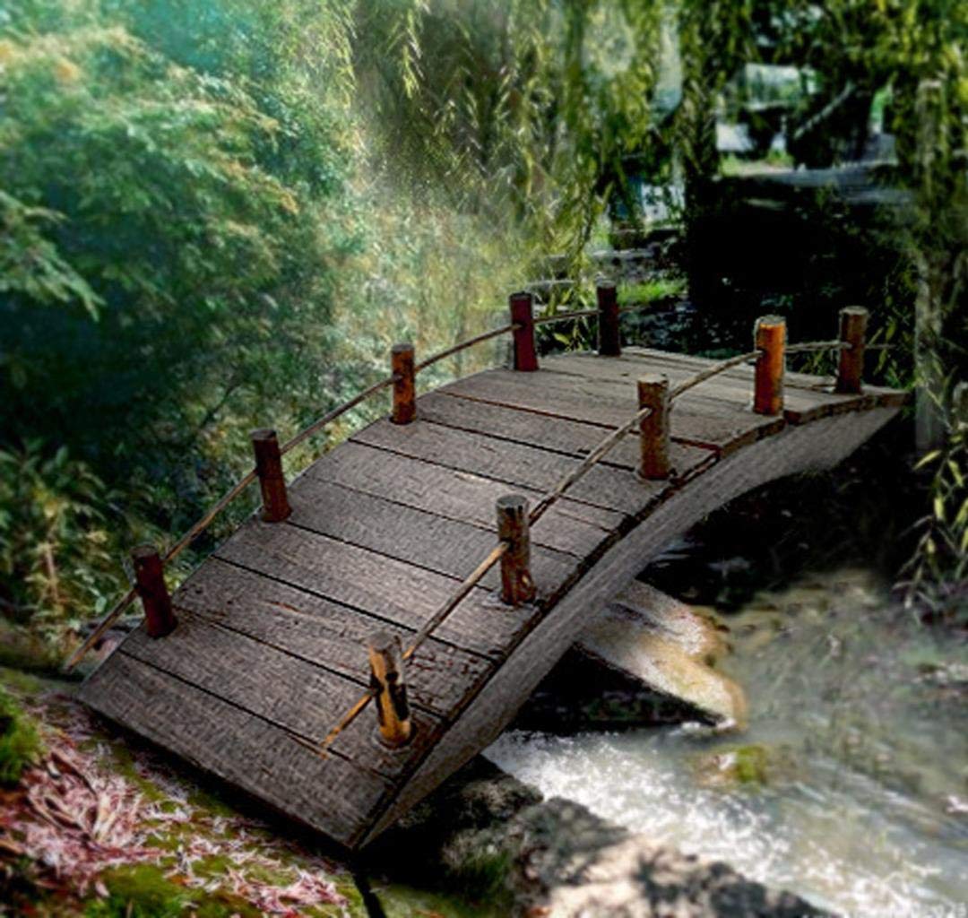 WWahuayuan small-scale bridge invites playful DIY landscaping ideas.