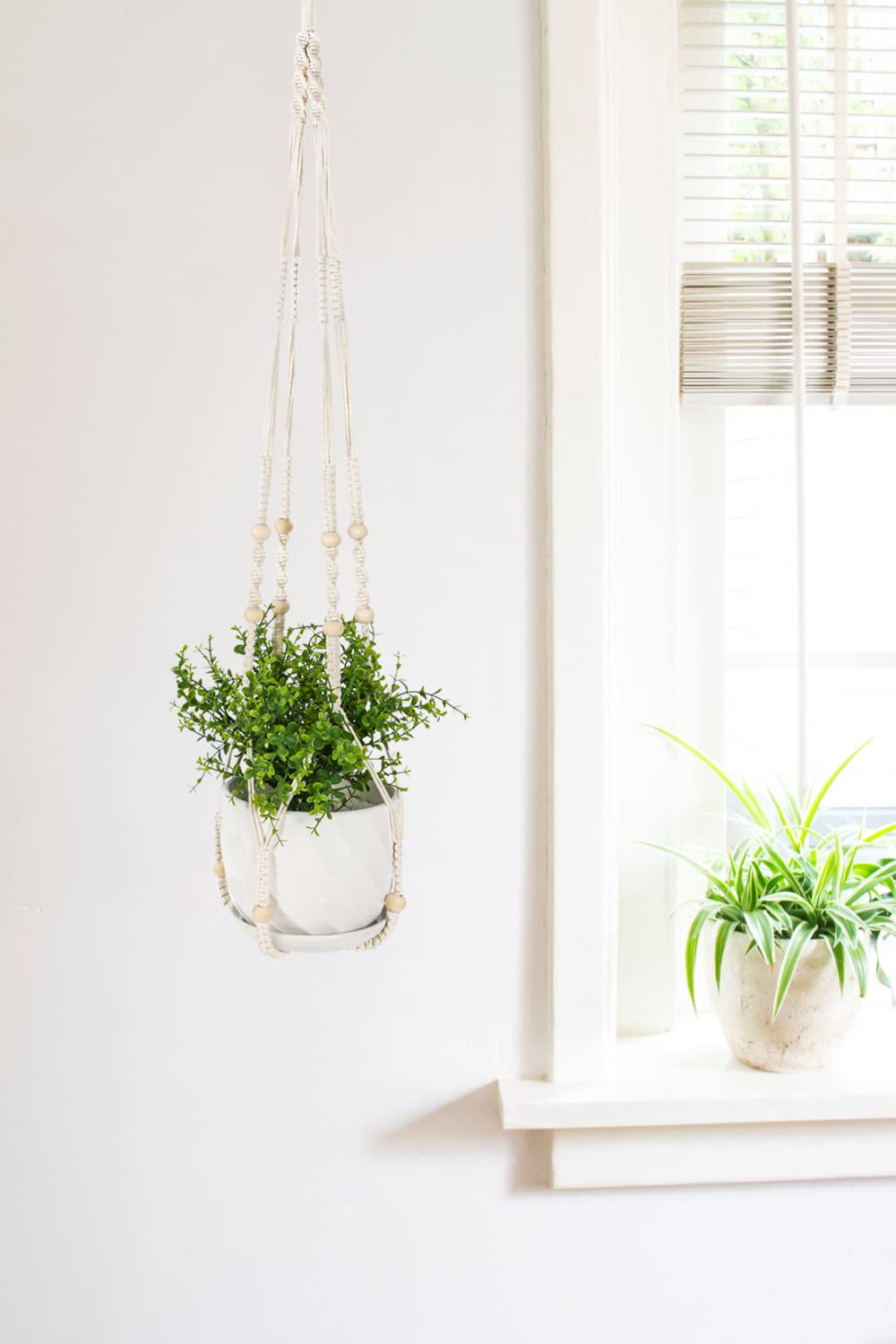 WXS-CHALL no-tassel macrame hanger; pet-friendly design