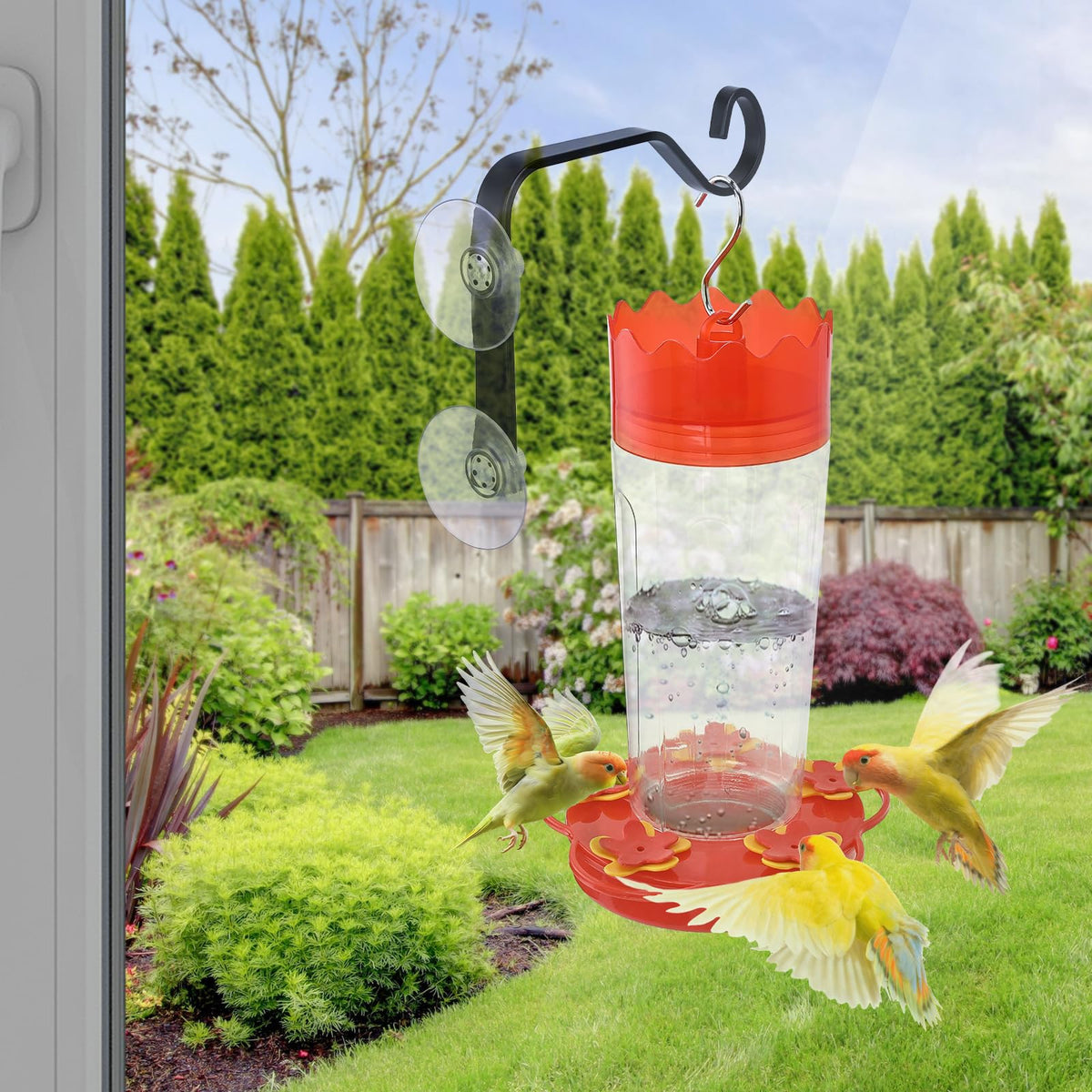 WYLUNBI heavy-duty suction cup securely holds items in all weather