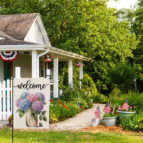 Wyooxoo Burlap-style garden flag 12x18 offers weather- and fade-resistant performance.