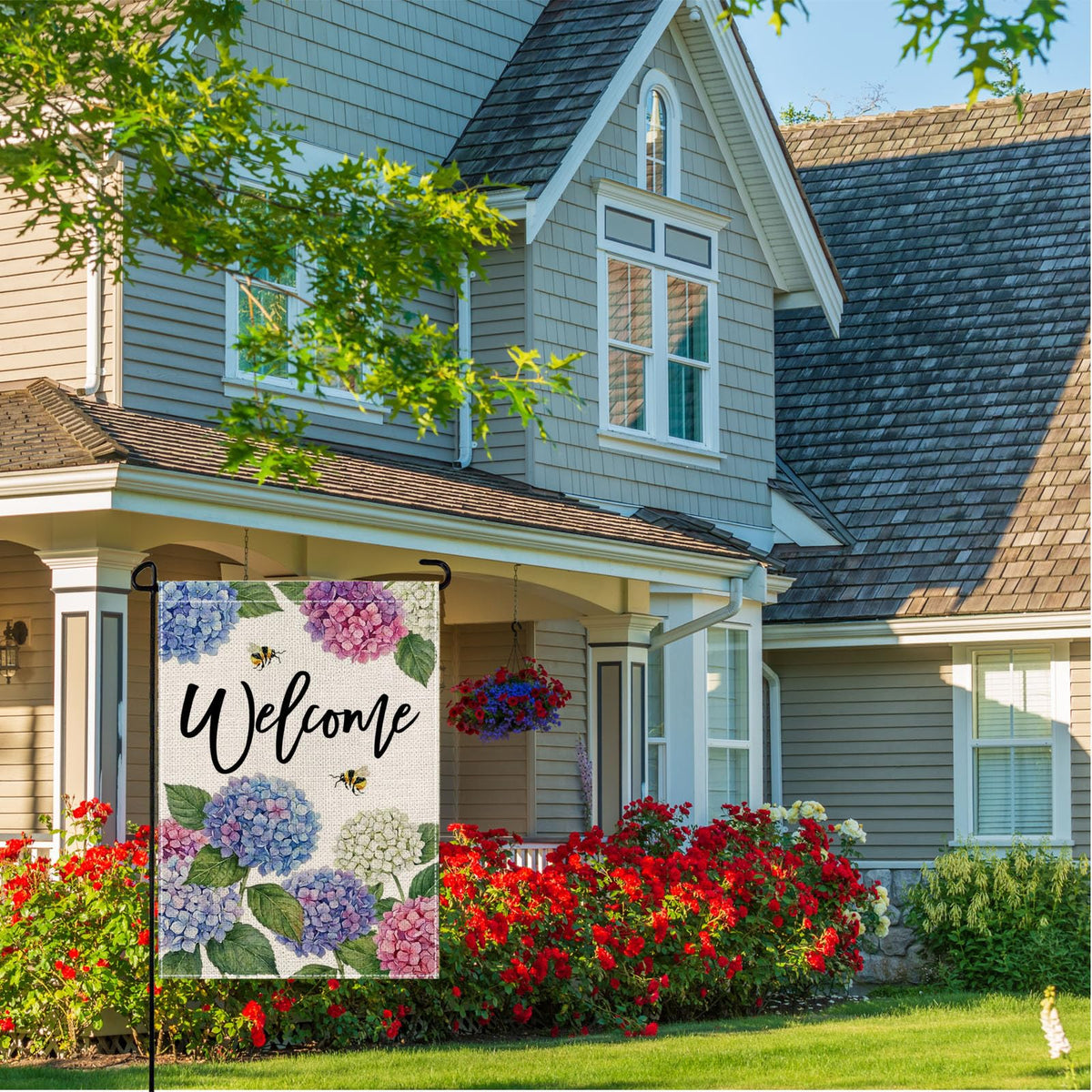 Wyooxoo flag-stand-compatible garden flag for easy setup.