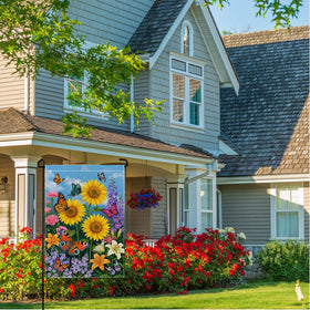 Wyooxoo floral pattern garden flag adds seasonal color to yard decor