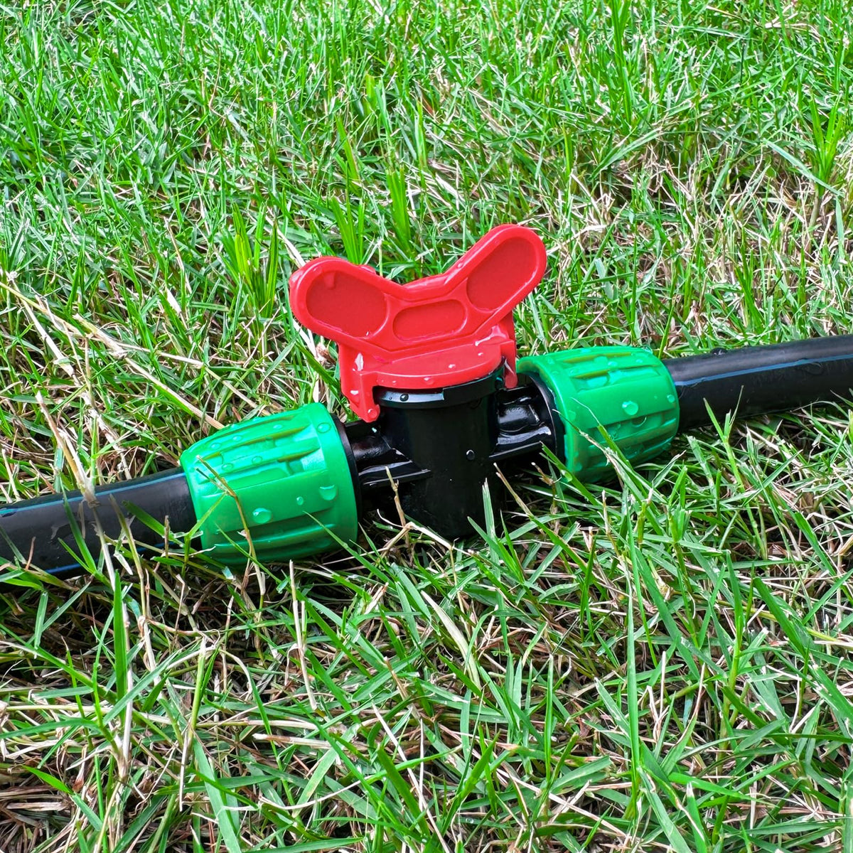 Compatibility guidance for WZFLRUA with 1/2-inch tubing in irrigation systems.