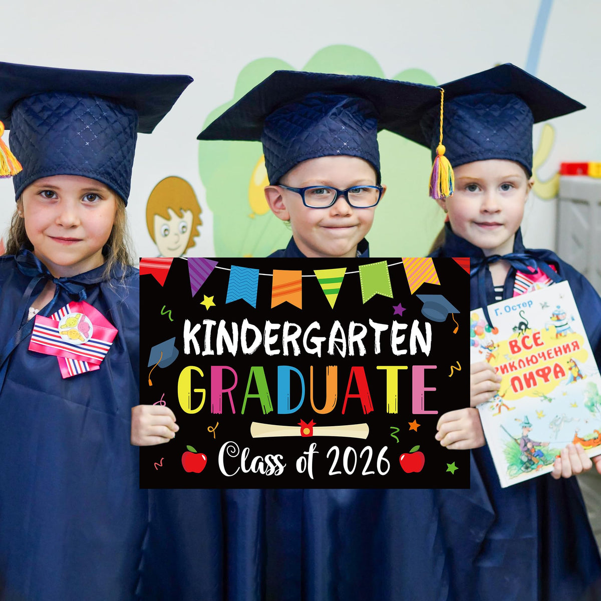 X1zuue Kindergarten Grad Yard Sign front-yard display creates memorable family photos