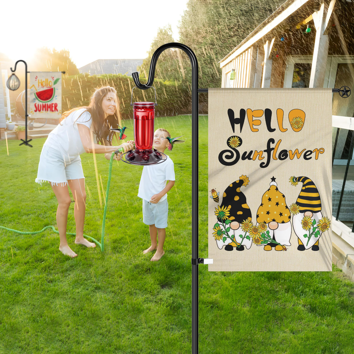 XDW-GIFTS weatherproof outdoor flag holder blends with garden decor