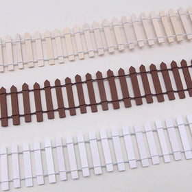 XFGSYXS Wooden picket detail emphasizes durable craft for dioramas.