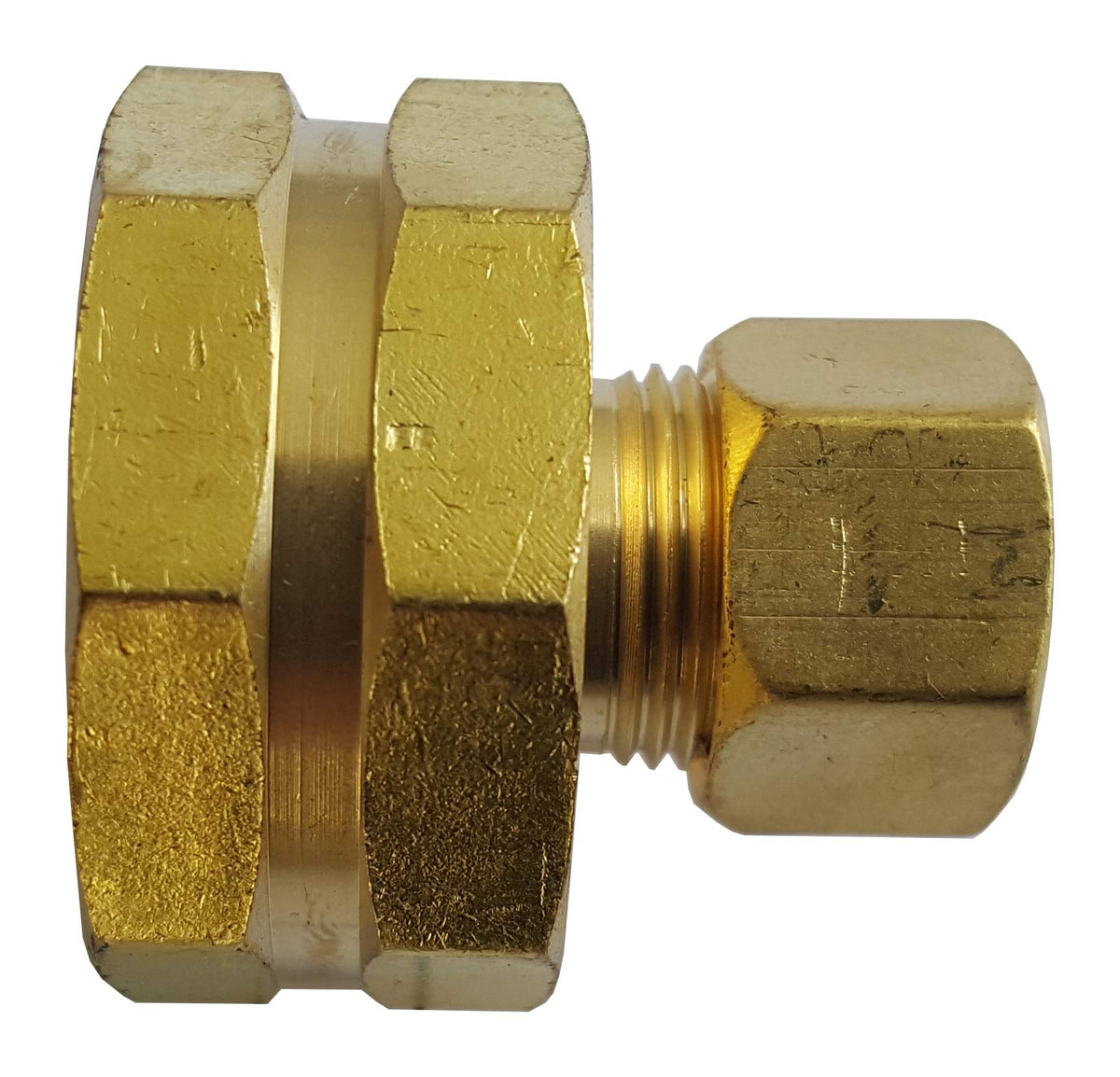 Installed XFITTING adapter delivers reliable connections in irrigation and cleaning tasks.