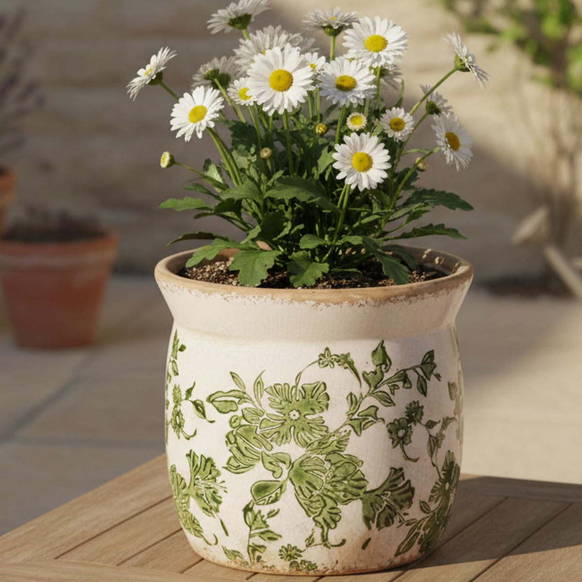 Xiaan Jiaju ceramic utensil holder adds stylish kitchen organization.