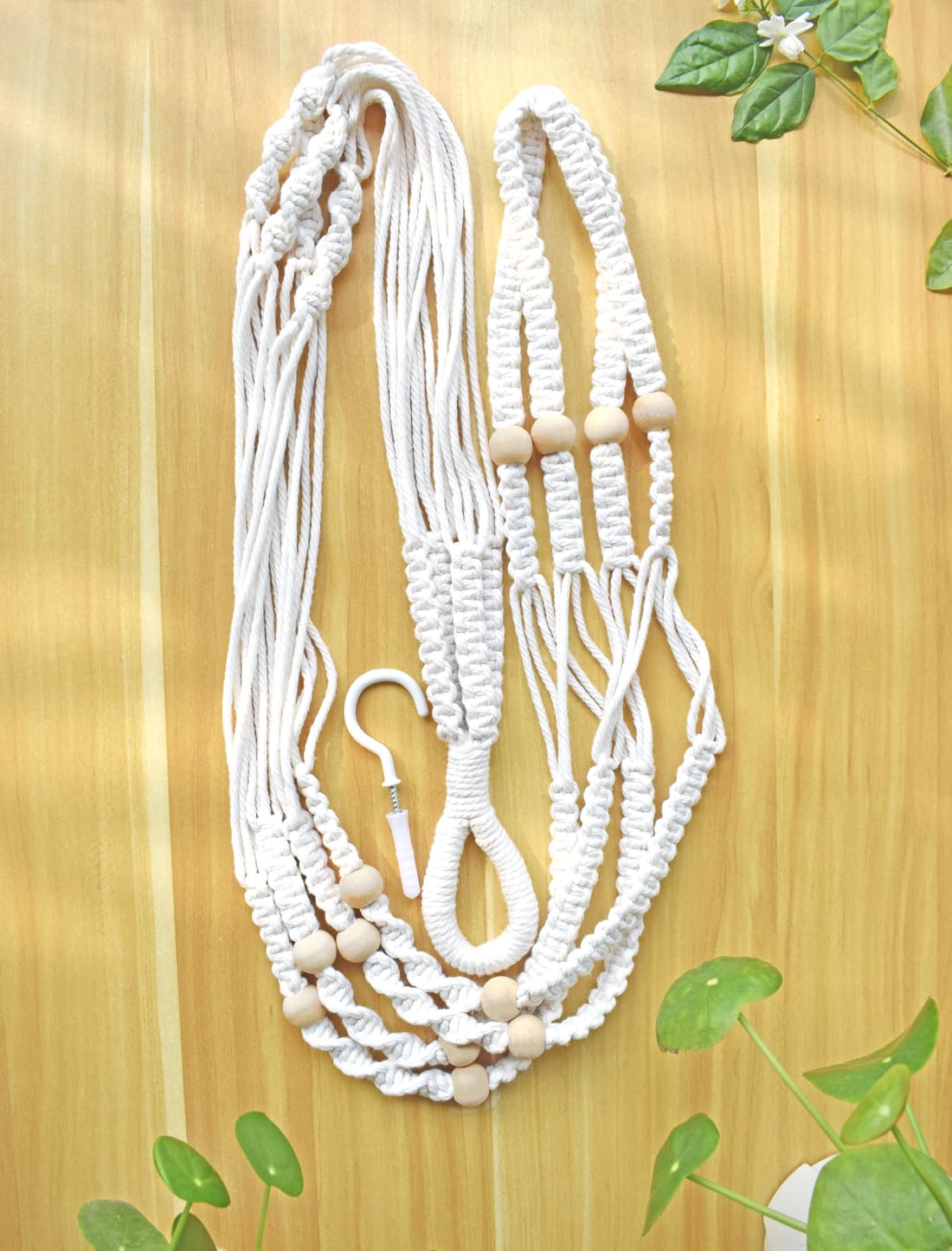 No tassel design helps protect curious kids and pets from snagging around homes