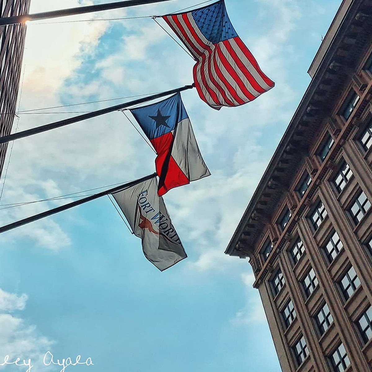 XIFAN flag suitable for wall or flagpole display.