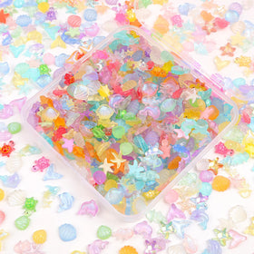 XISHAN glow-in-dark resin fish add color to aquariums and micro landscapes.
