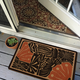 XLDLIOO Boho floral doormat suitable for indoor use in busy areas.