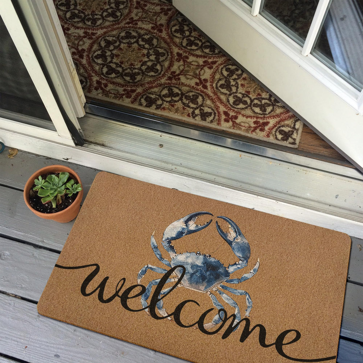 XLDLIOO textured rubber backing keeps the mat in place on varied surfaces.