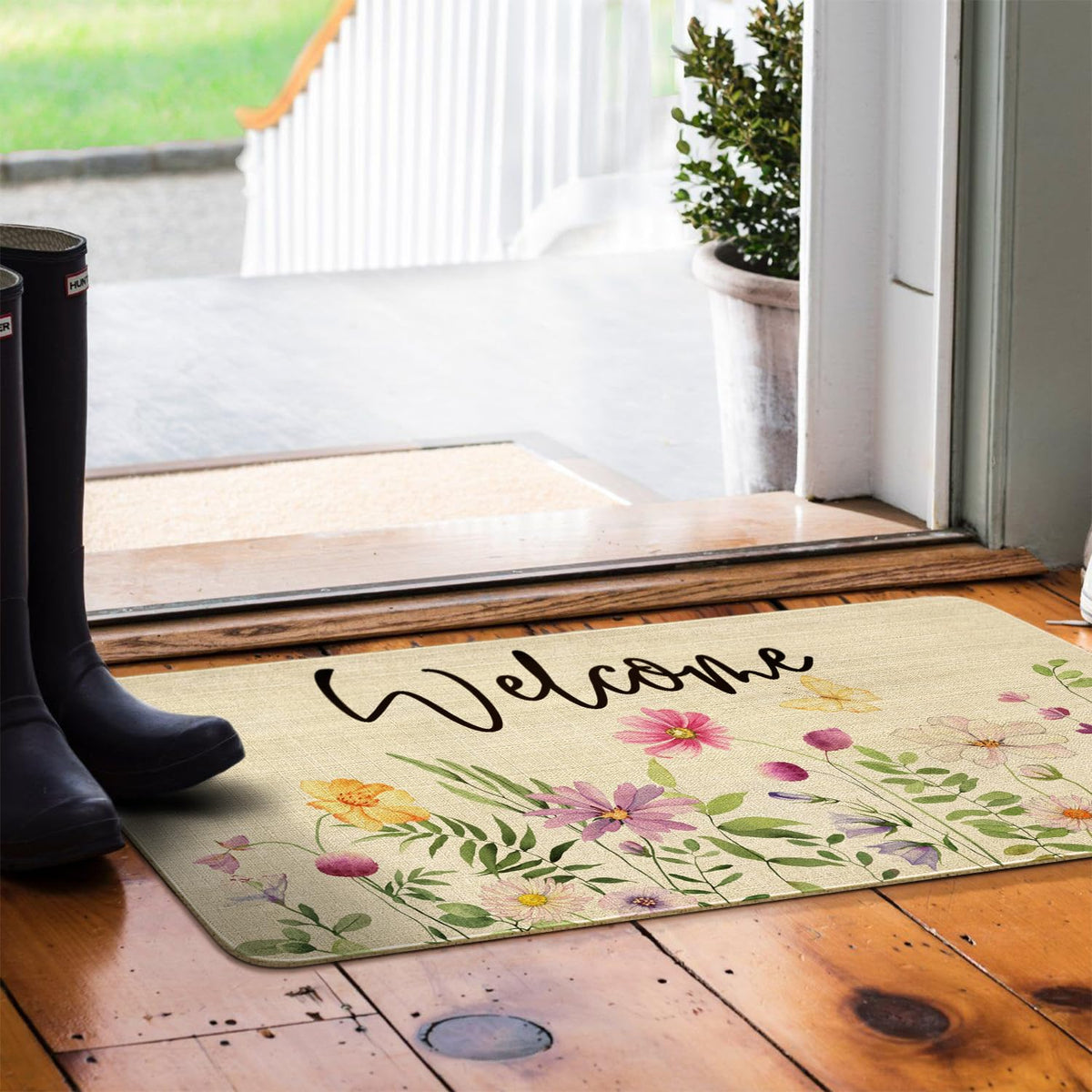 Xsinufn non-slip back doormat keeps floors clean and stable.