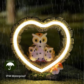 xxoasis Solar Owl statue reveals detailed features and friendly expression