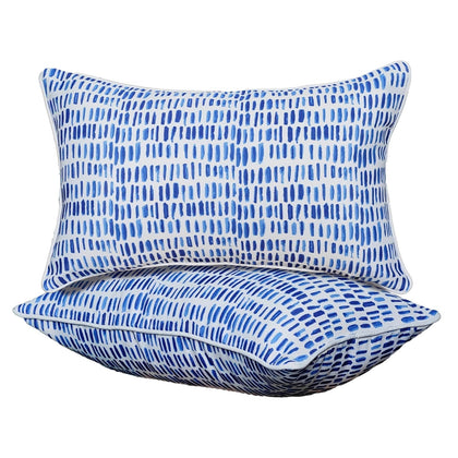 XXPILOS outdoor lumbar pillow fabric close-up highlighting water-resistant weave for patios