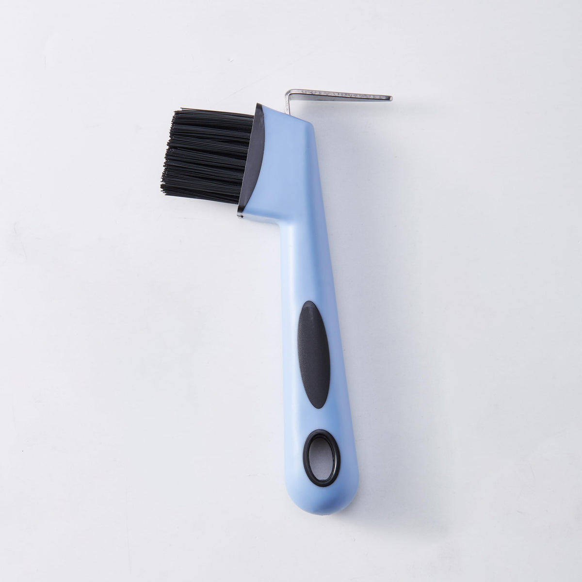 Xylarnoveth care for cast iron surfaces with gentle bristles