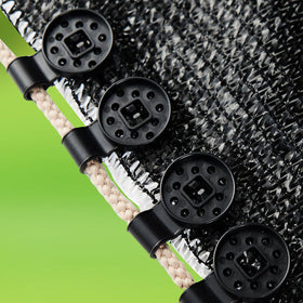 YAKYGIBT tool-free installation showing fabric snapping into clips.
