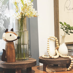 Yangbaga tabletop decor stand keeps plants stable on surfaces.