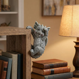 YANGYIXIN dragon statue set on a shelf edge for decorative storytelling.