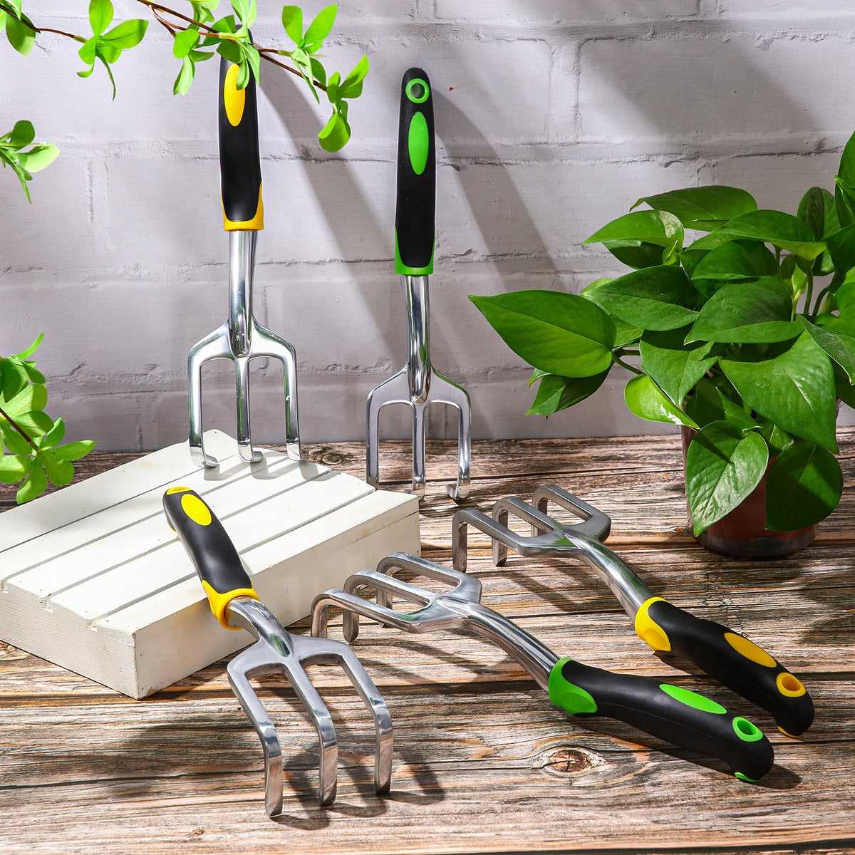 Yaocom garden rake with soft TPR handle offers a comfortable grip during long sessions.