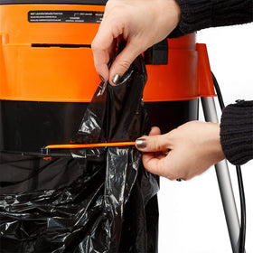 Yard Force YF8000LS bag clamp supports paper and plastic bags
