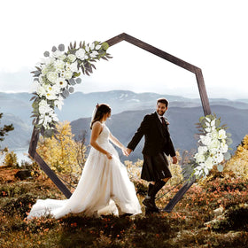 Yaseingoo 7.2ft wooden wedding arch showcases a sturdy ceremony backdrop