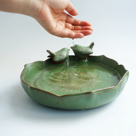 Yeaco versatile bowl usable as succulent pot or garden decor