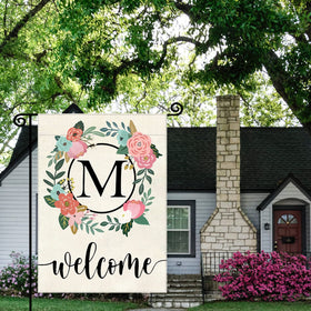 YeeCASE burlap look flag adds rustic charm to porches and lawns